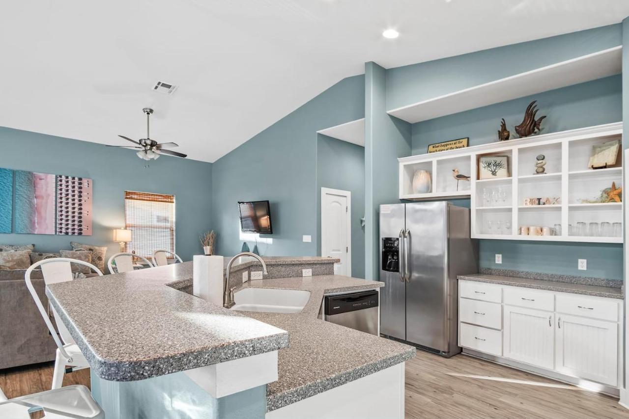 New 5 Bdrm W/Pool, Observation Deck Walk To Beach! Порт Арансас Екстериор снимка